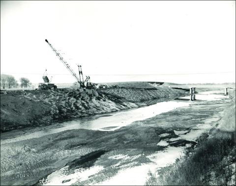 Salt Creed levee in 1964