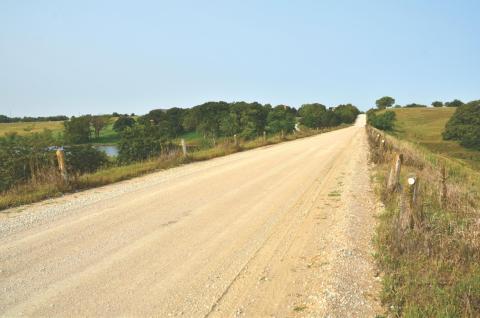 stretch of stagecoach road, near sw 2nd street