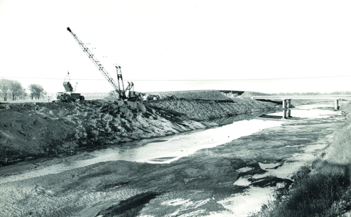 salt creek levee construction 1964